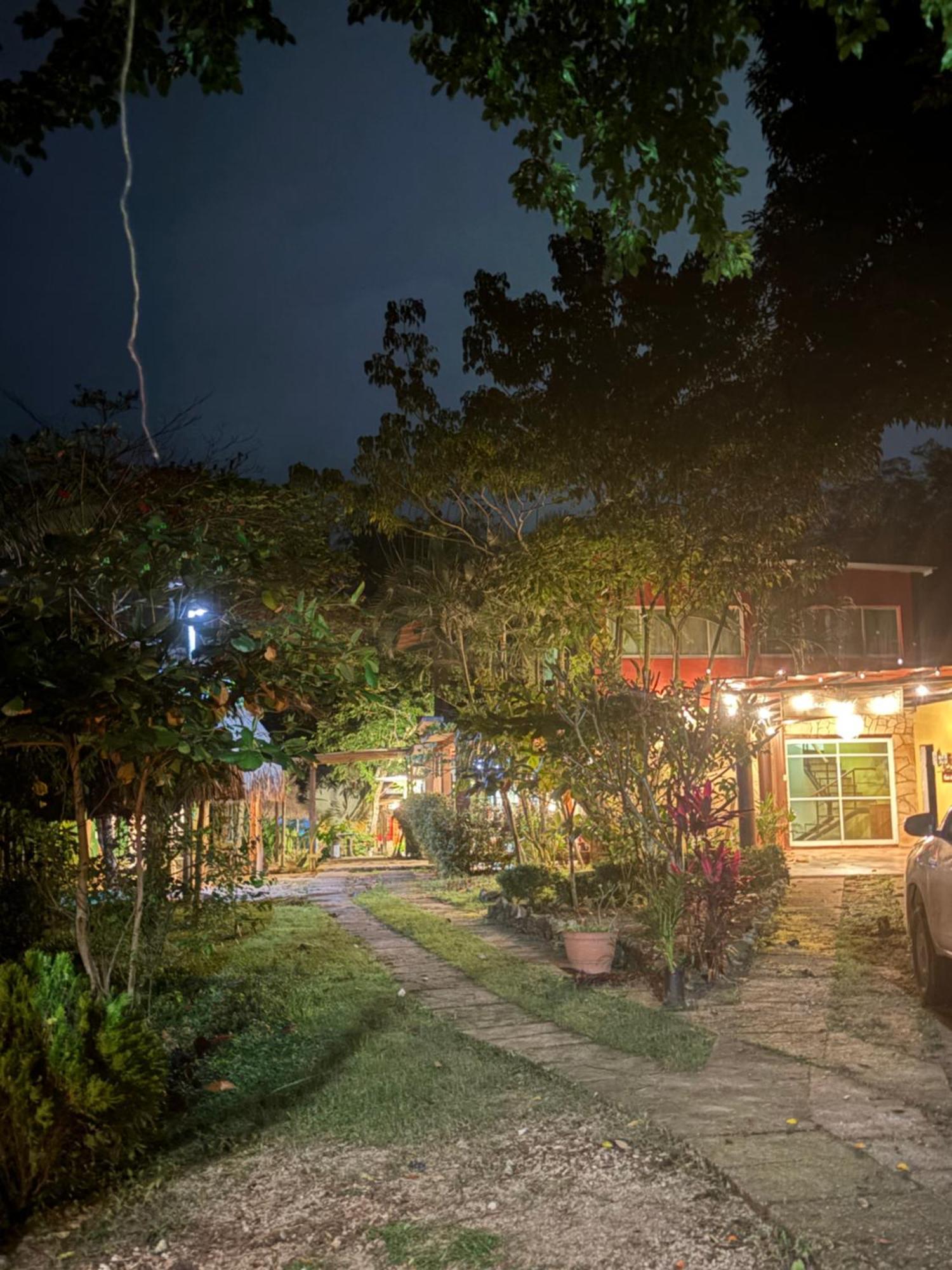 Palenquito Hotel Palenque Bagian luar foto